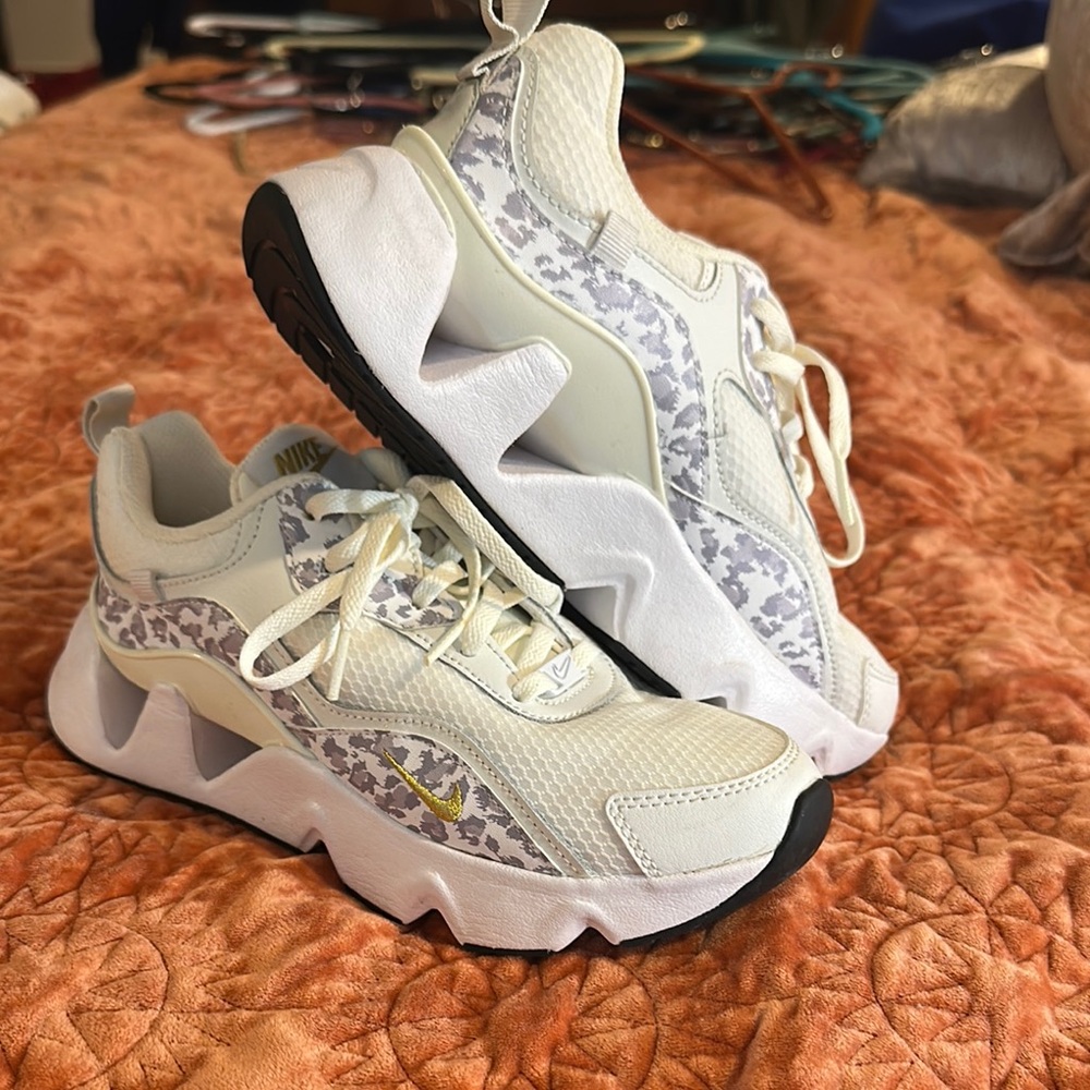Nike White and Gray Chunky Sneakers